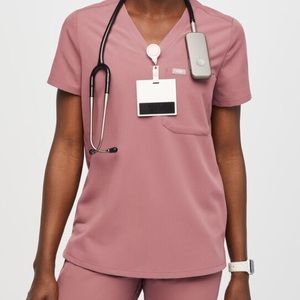 Figs limited catarina one pocket scrub in Mauve large (pre-owned)